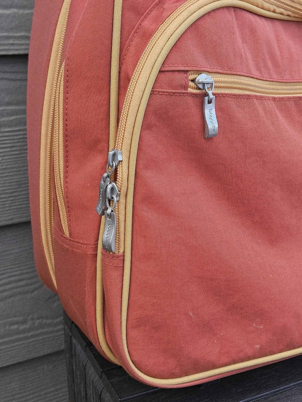 BAGGALLINI TRAVEL BAG LUGGAGE ROLLING CARRY ON Suitcase Weekender Orange Rust